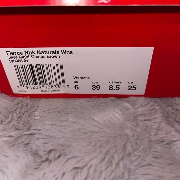 Puma Olive & Pink Sneakers - Picture 4 of 4